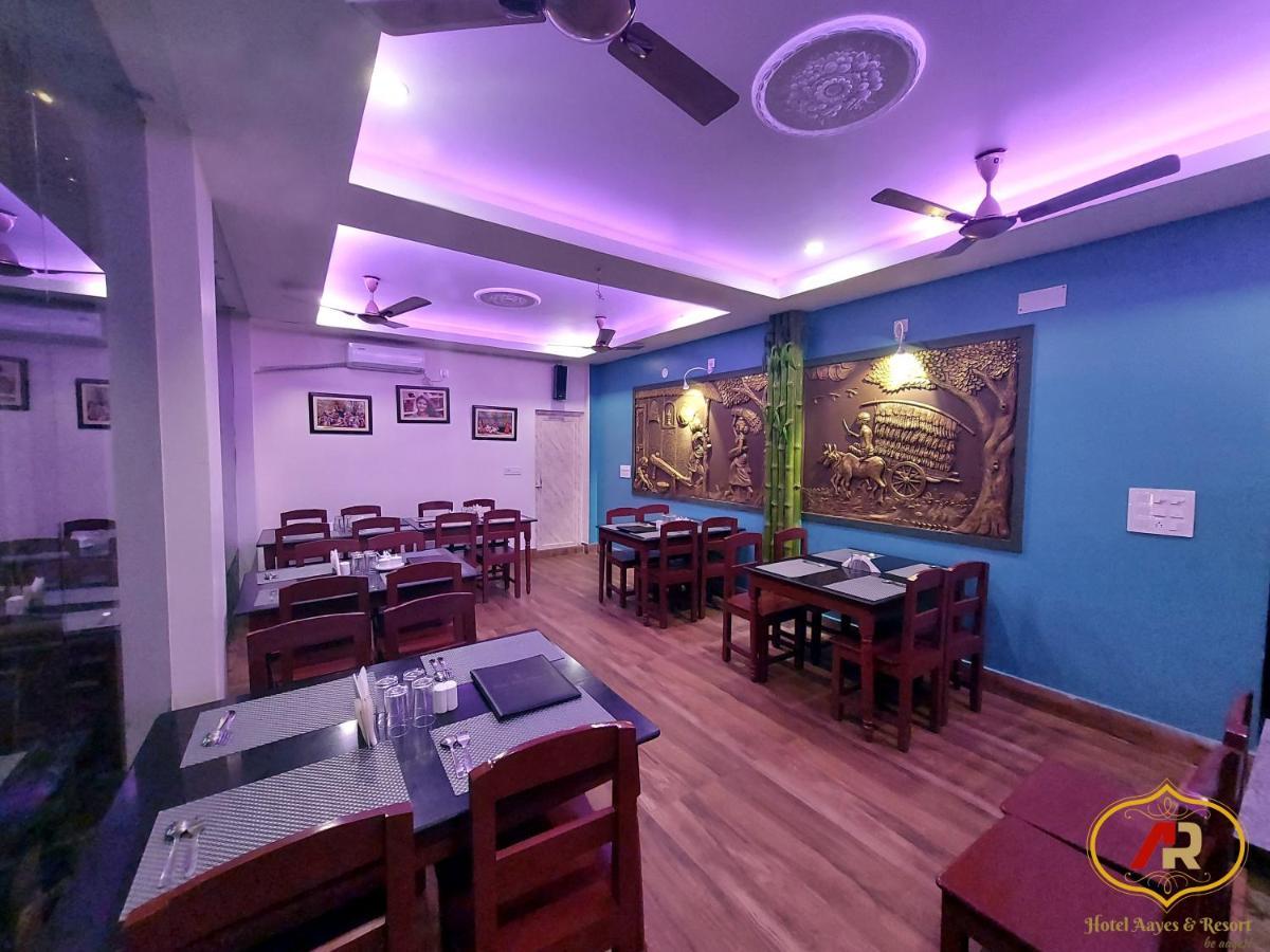 Hotel Aayes And Resort Shānti Niketan 外观 照片